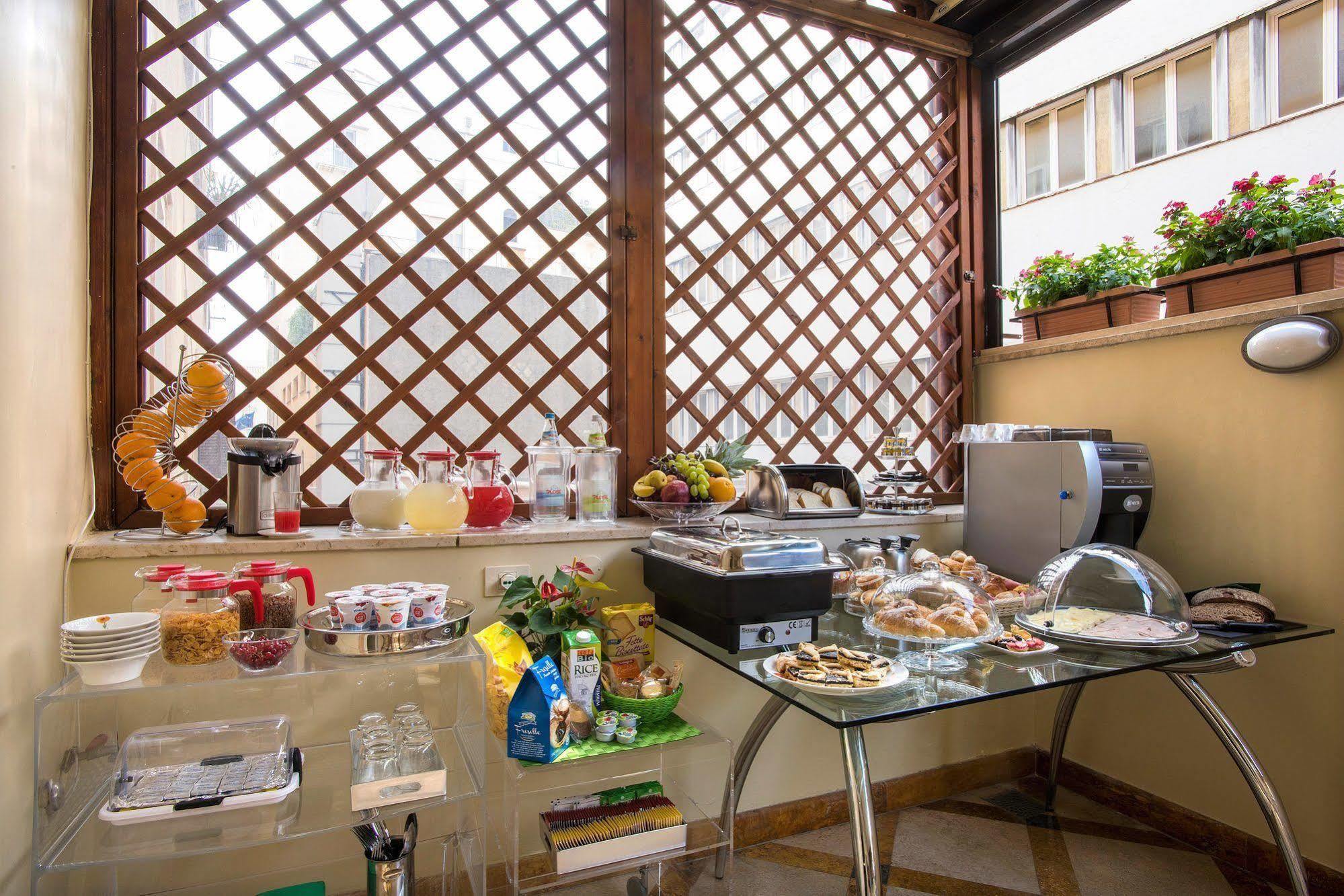I Giardini Del Quirinale Acomodação com café da manhã  2*